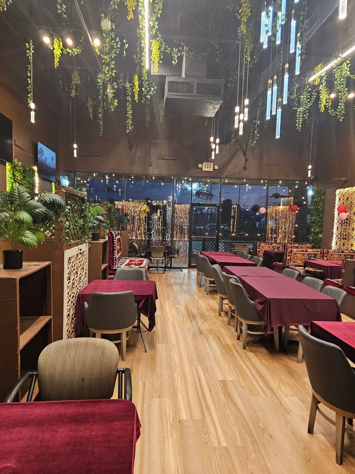 Mandi Cafe & Grill