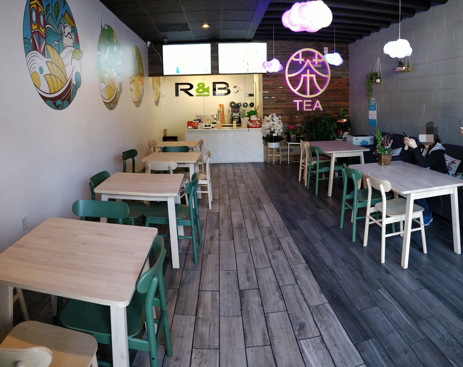 R&B Tea Monterey Park