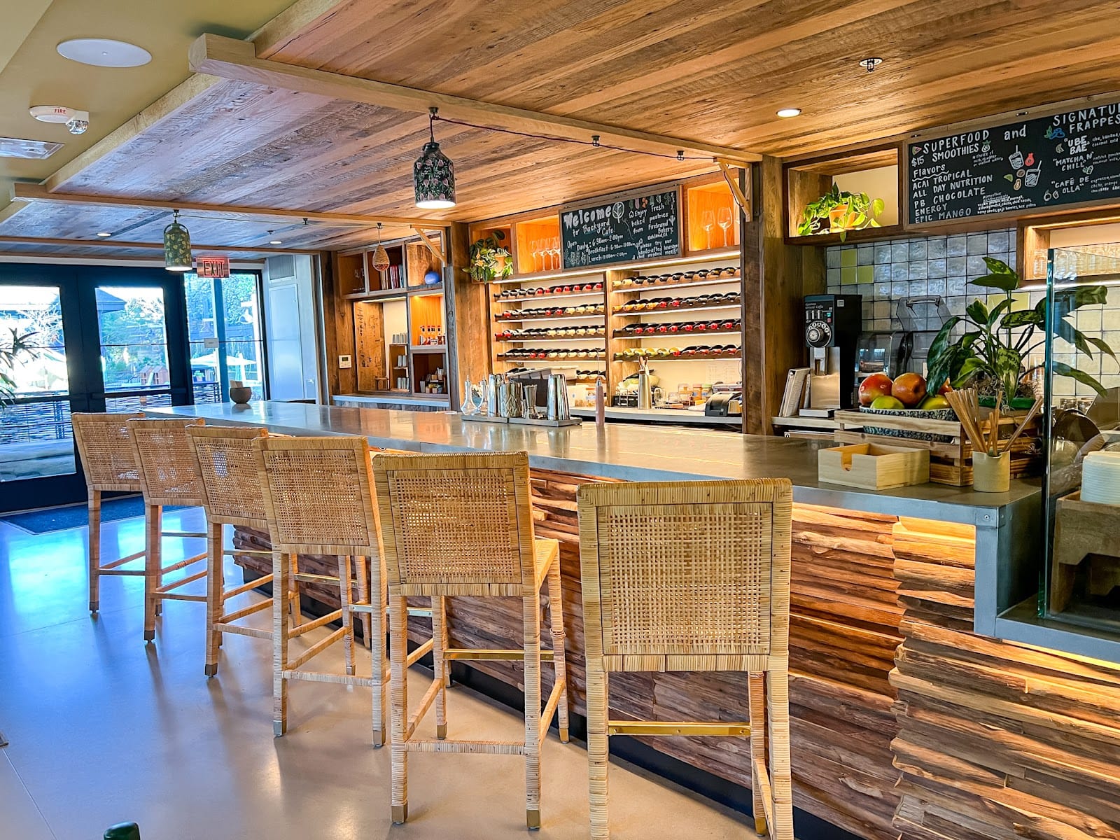 Backyard Café