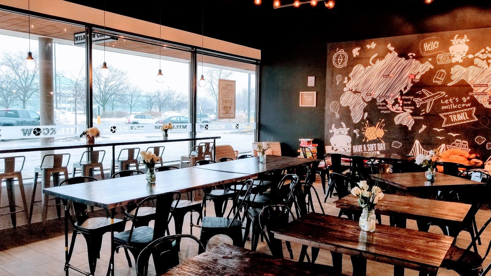 MILKCOW Cafe