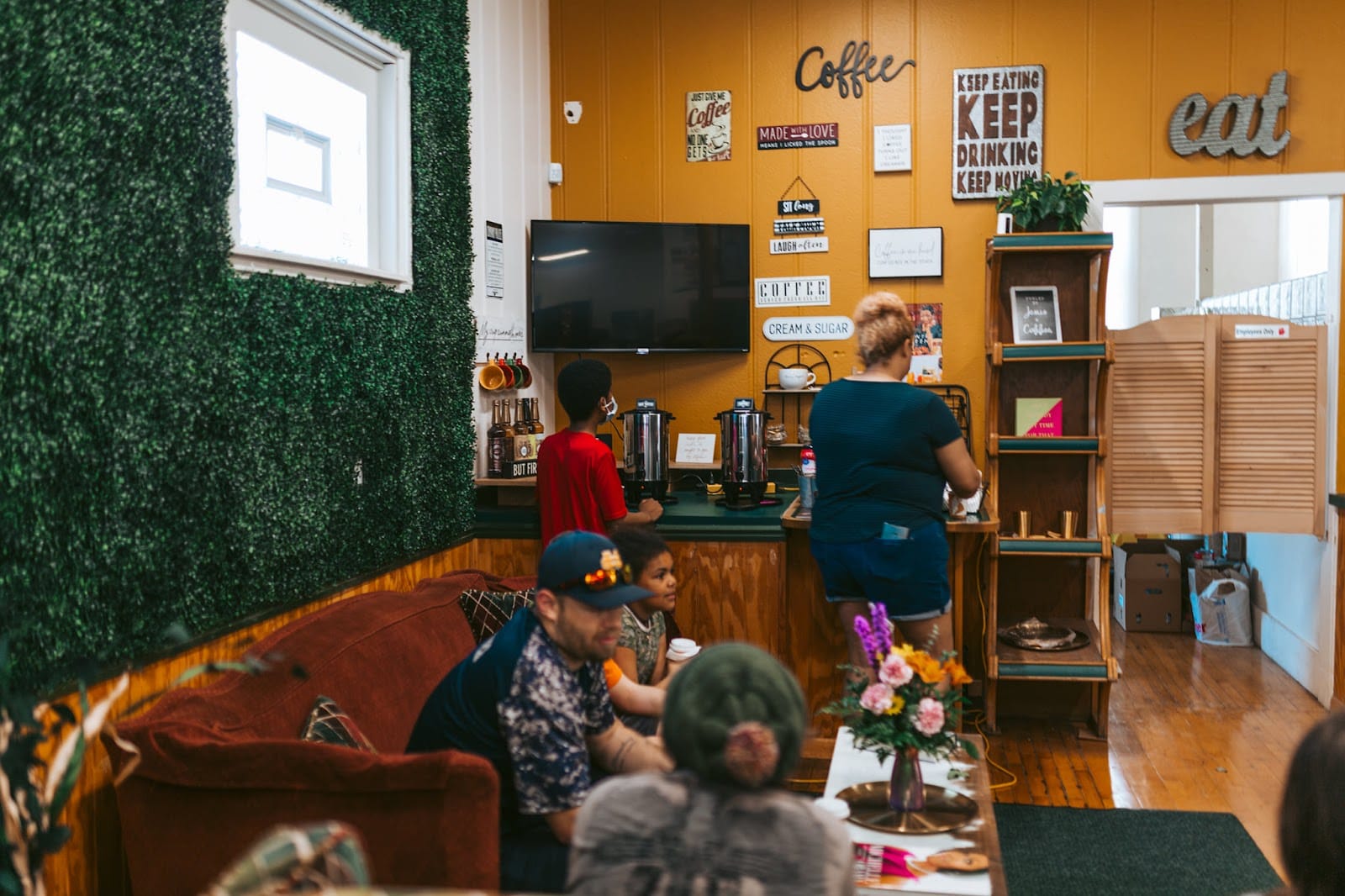 Barney Maffet Place The Business Café