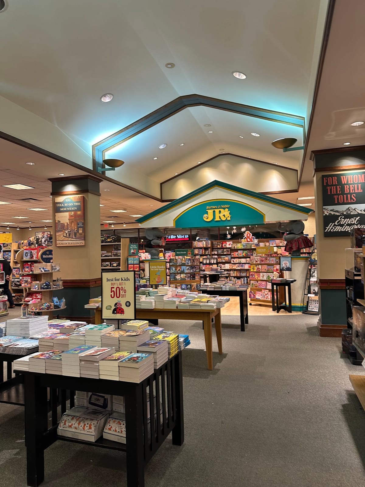 Barnes & Noble