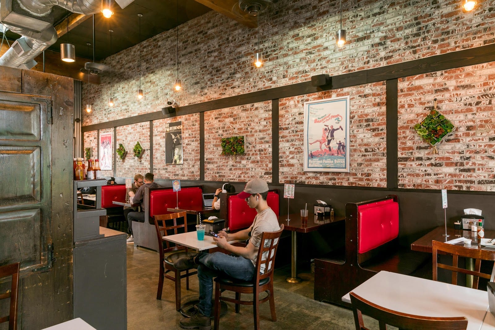 Crave Cafe Studio City