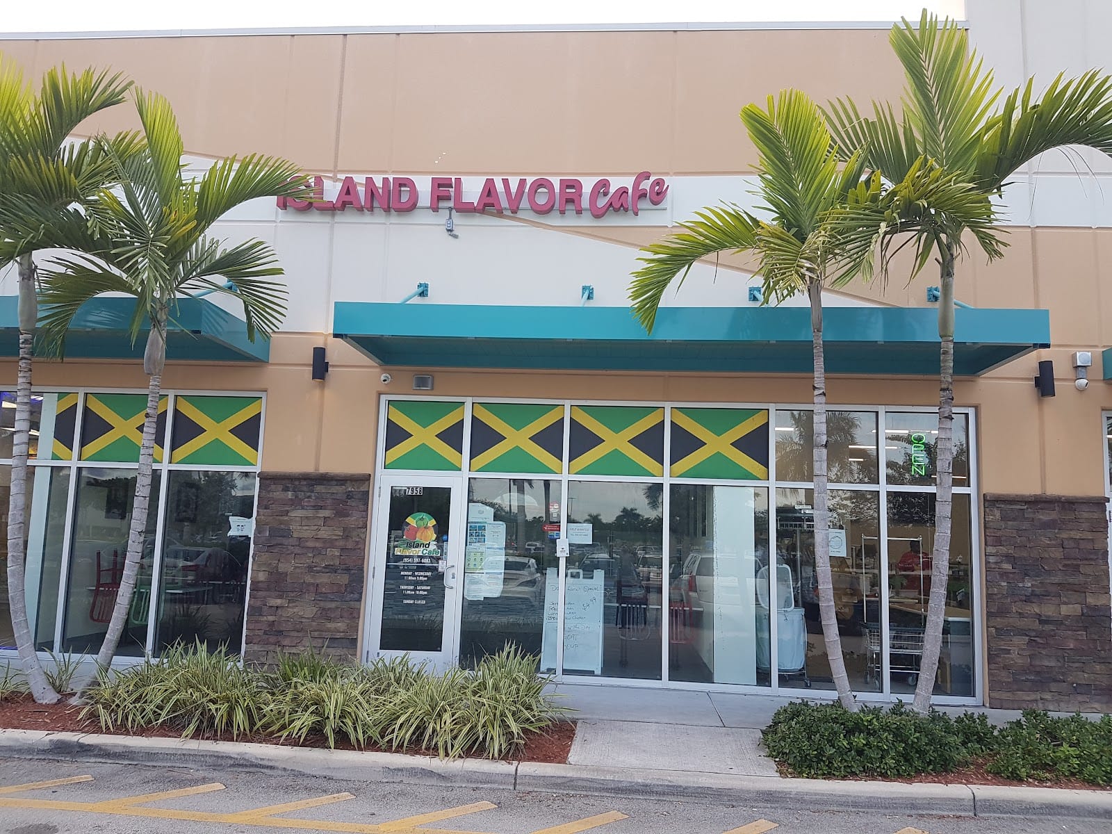 Island Flavor Cafe