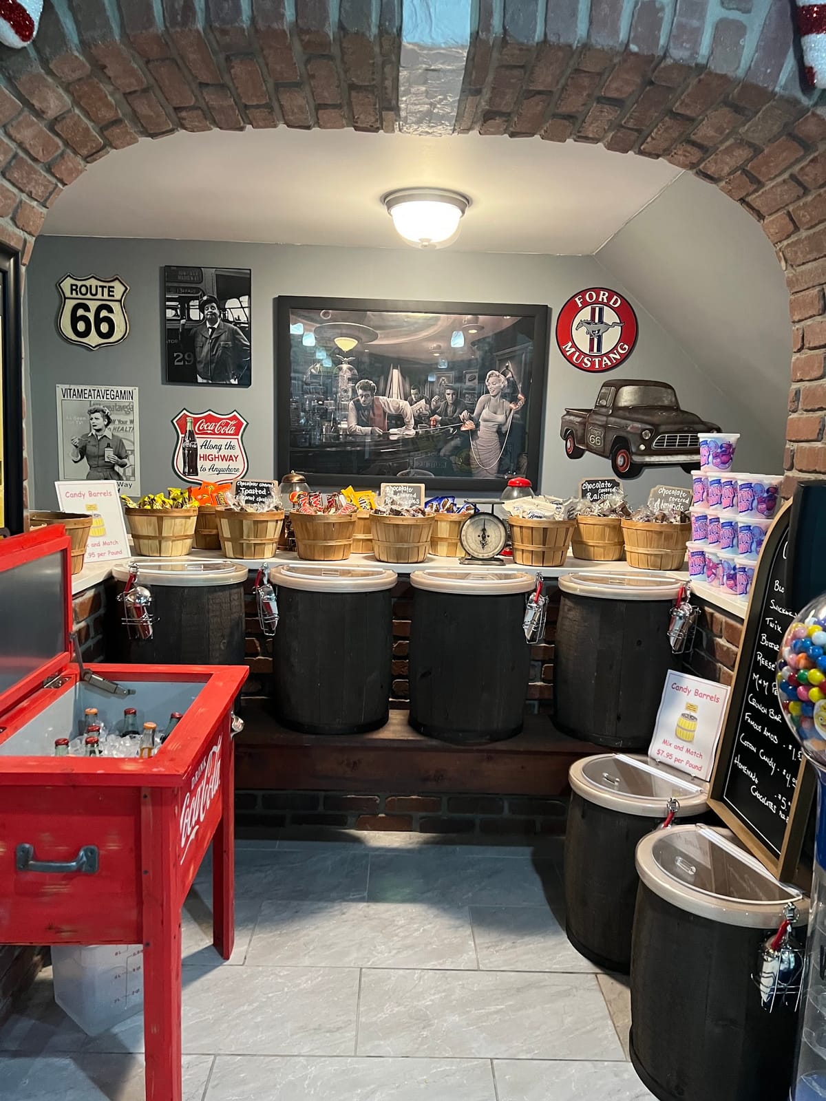 Muggsy's Sweet Shoppe