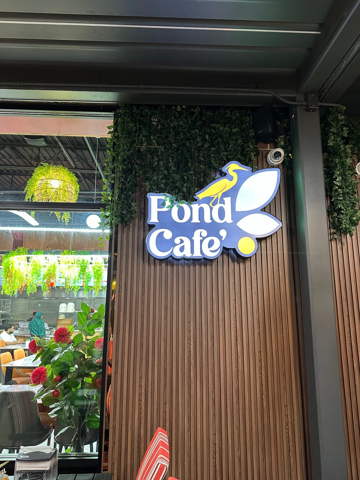 Pond Cafe