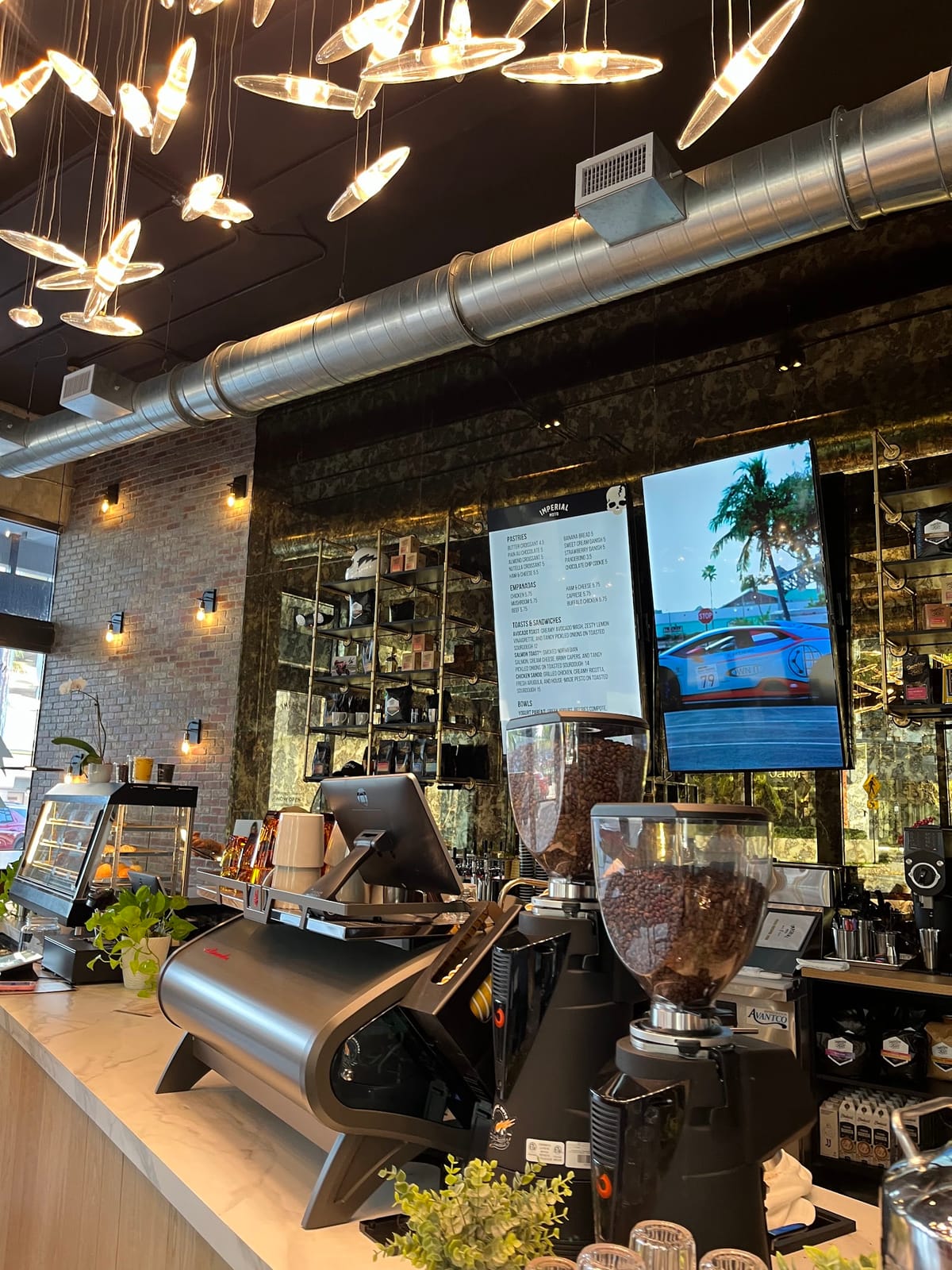 Imperial Moto Café