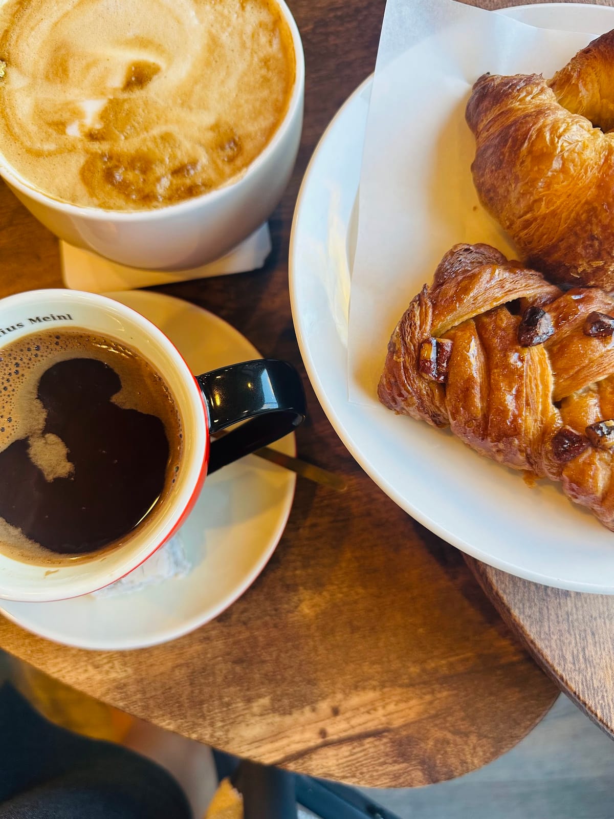 Two Libras Café