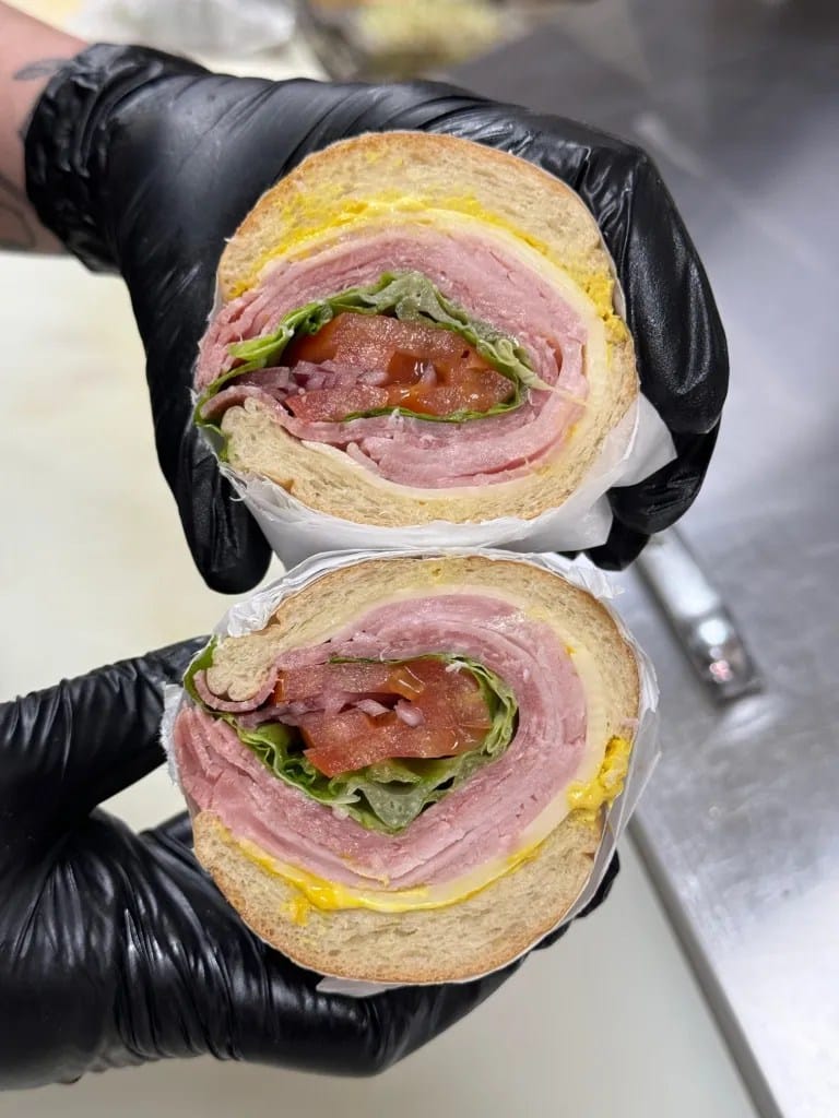 Deli Chick photo 6