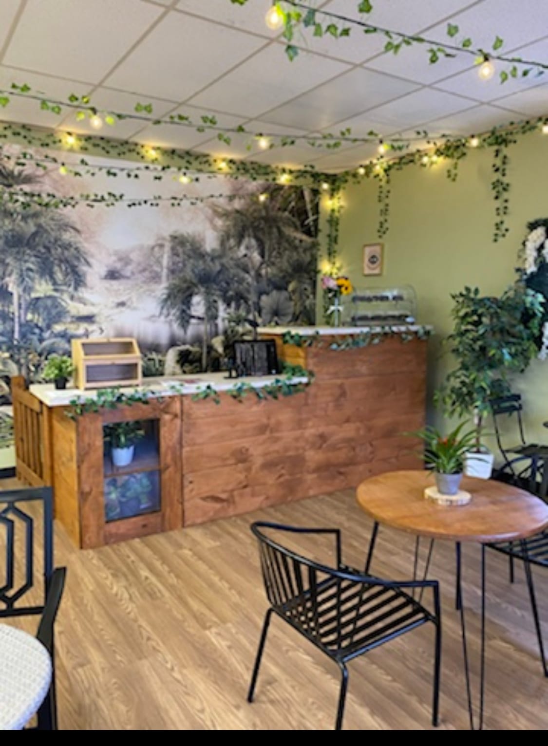 The Himalayan Salt Cave & Cafe