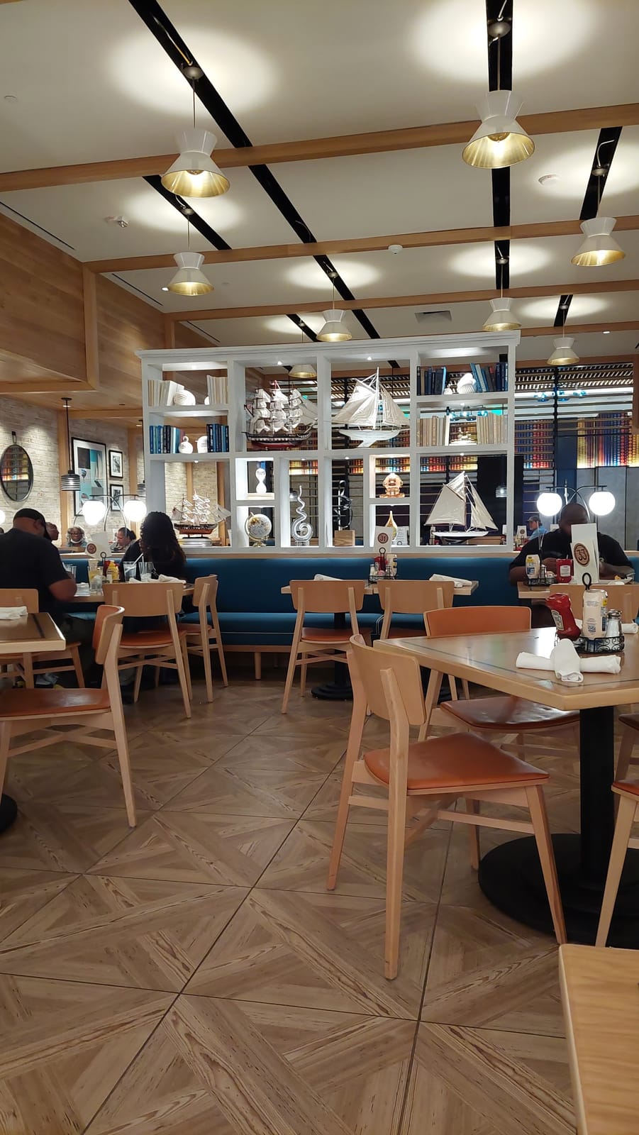 Crossings Cafe