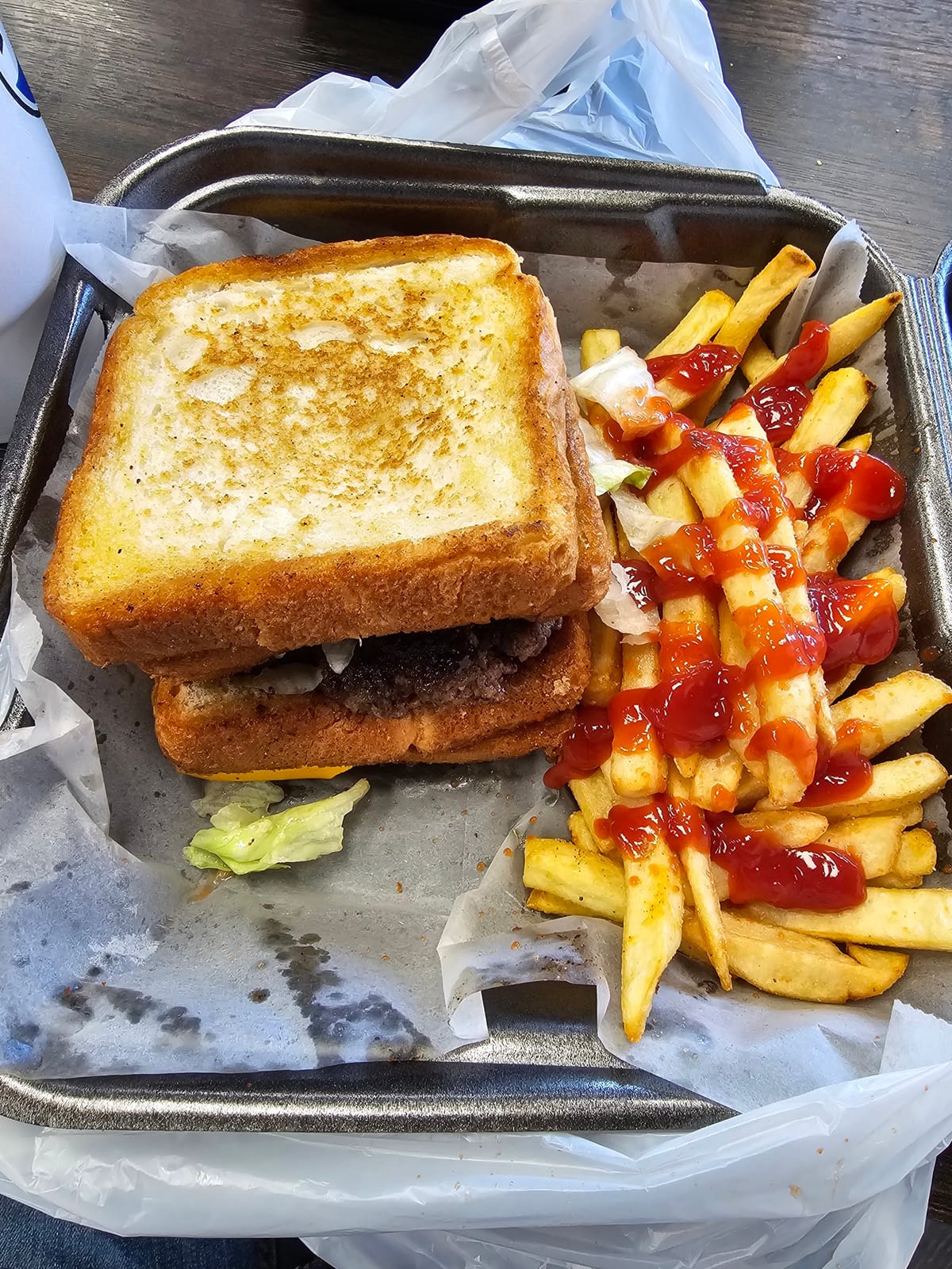 Zee's SoulStreet Cafe