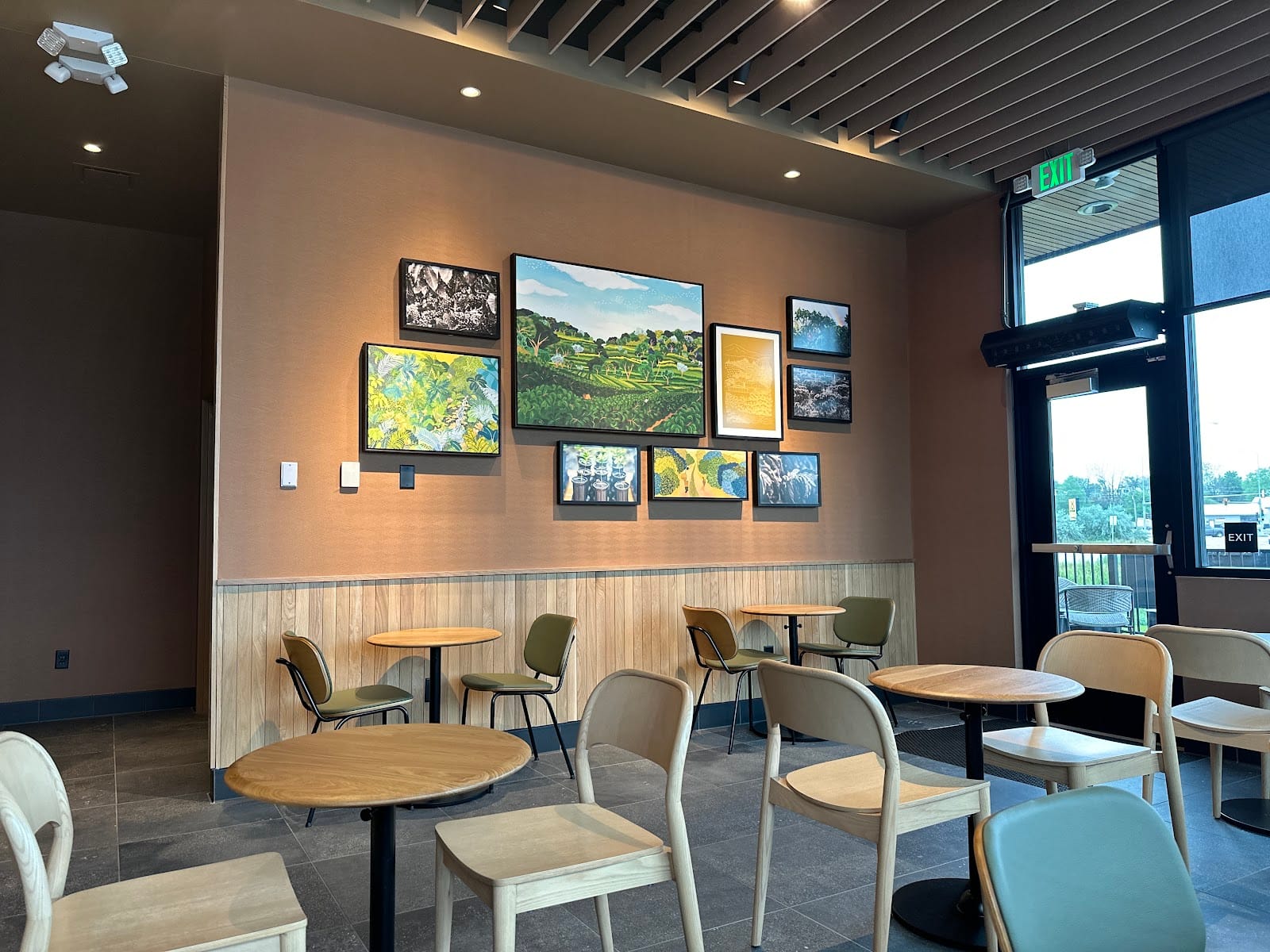 Starbucks Coffee Company photo 1