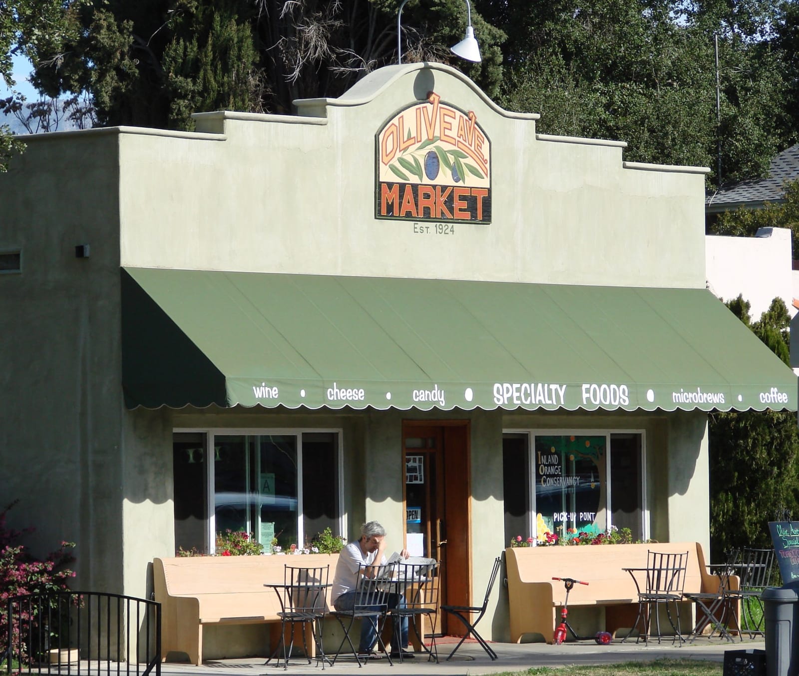 Olive Avenue Market photo 2