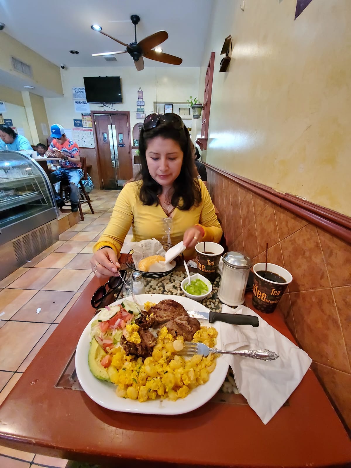 Mama Leti's Cafe