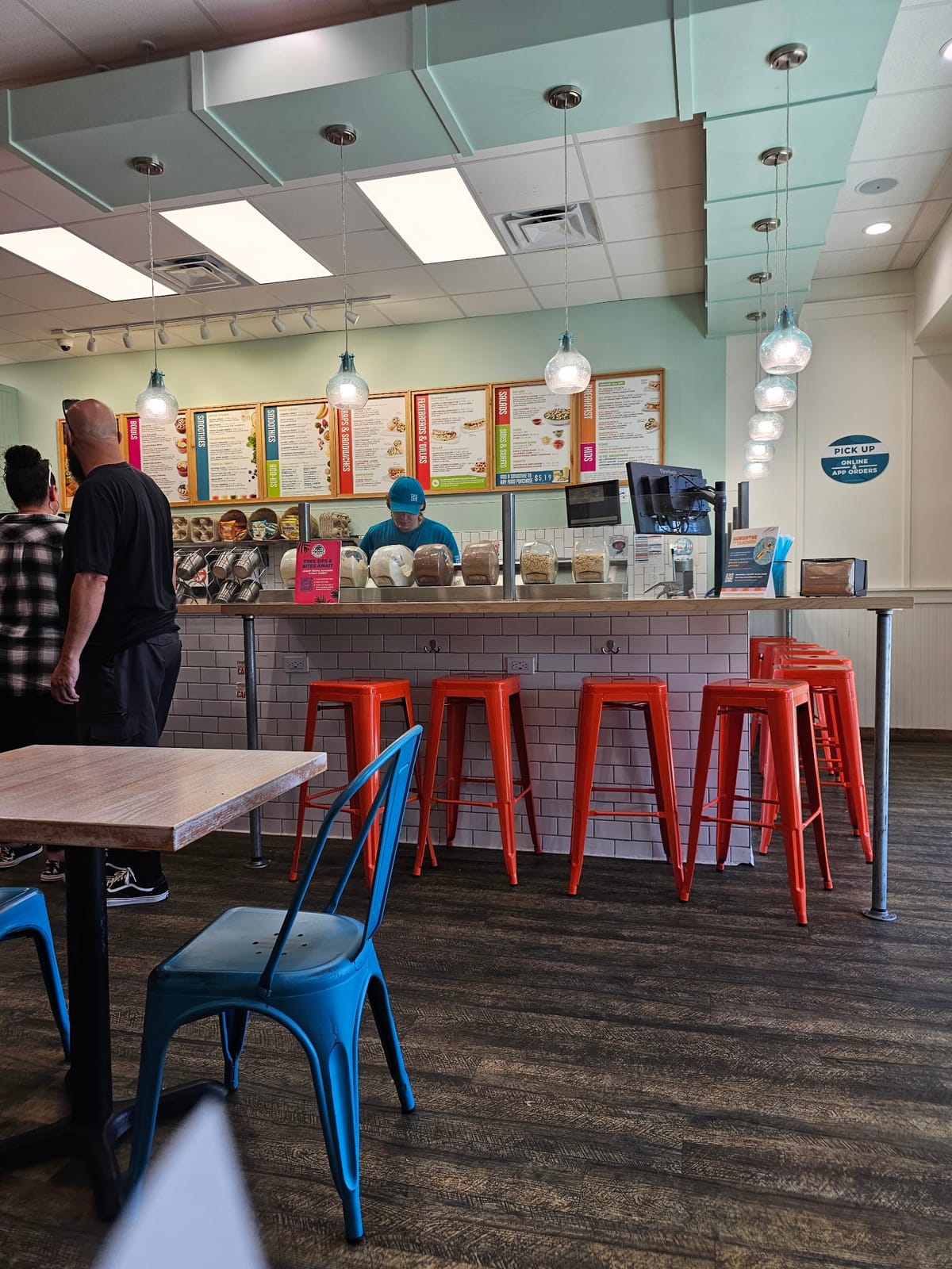 Tropical Smoothie Cafe