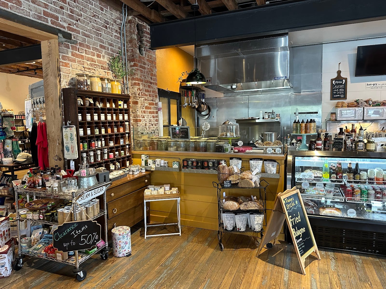 Nola's Pantry