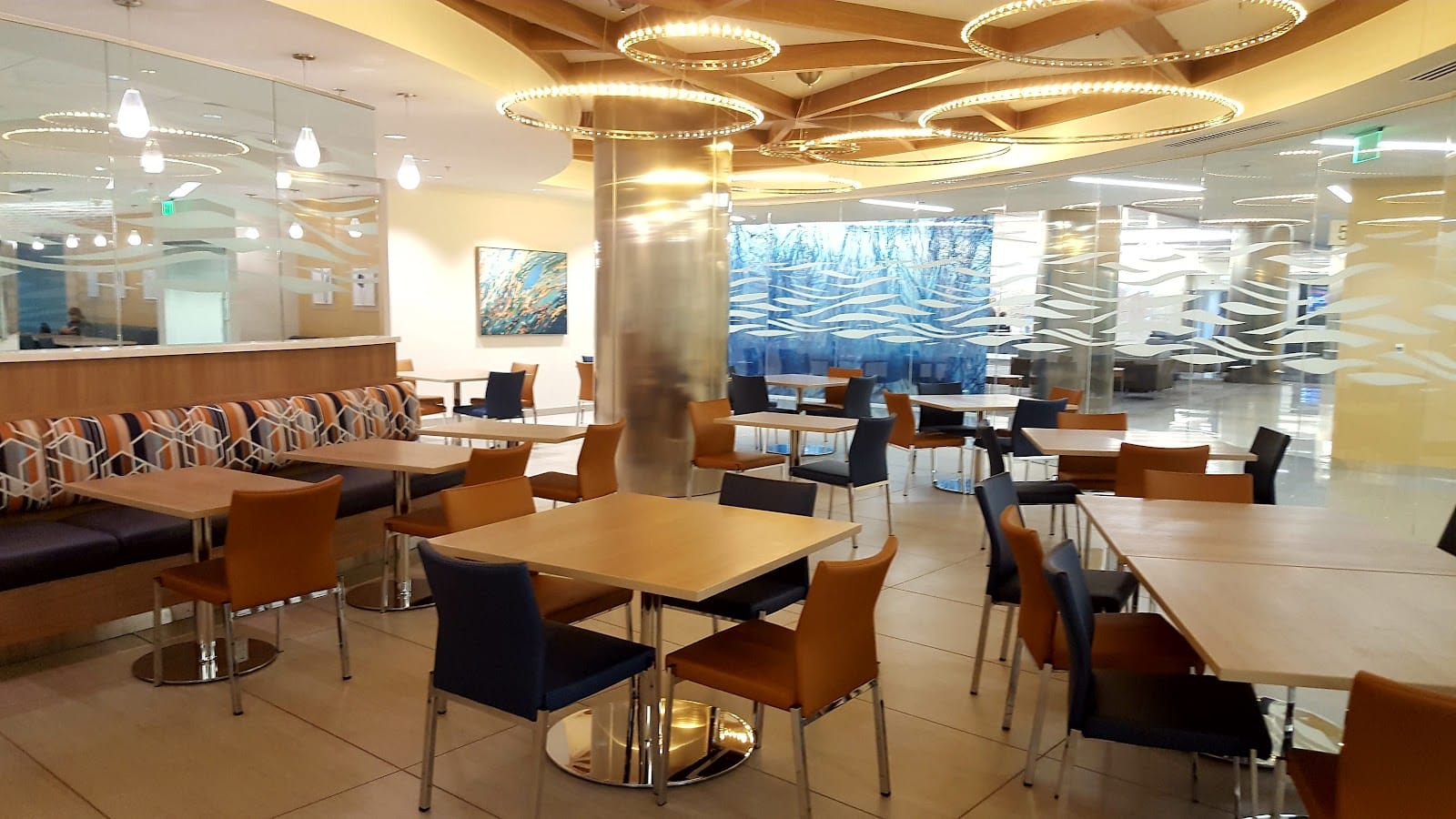 The Pointe Cafe