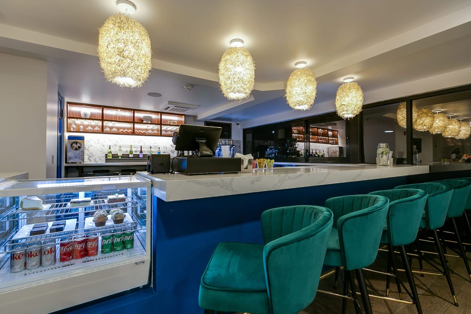 Waterlily Lounge photo 2