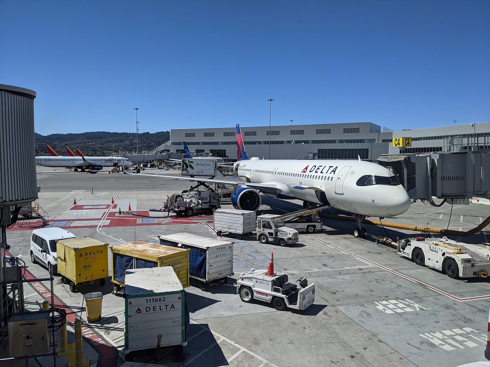 Dolores Park Cafe SFO Terminal 2 Concourse C photo 4