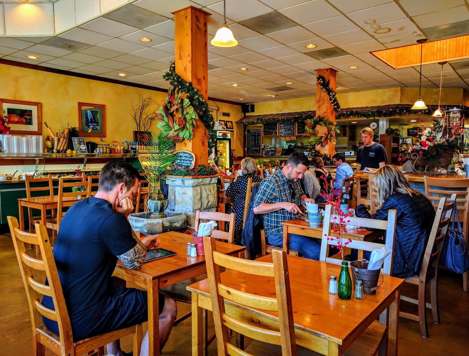 Savoy Cafe & Deli