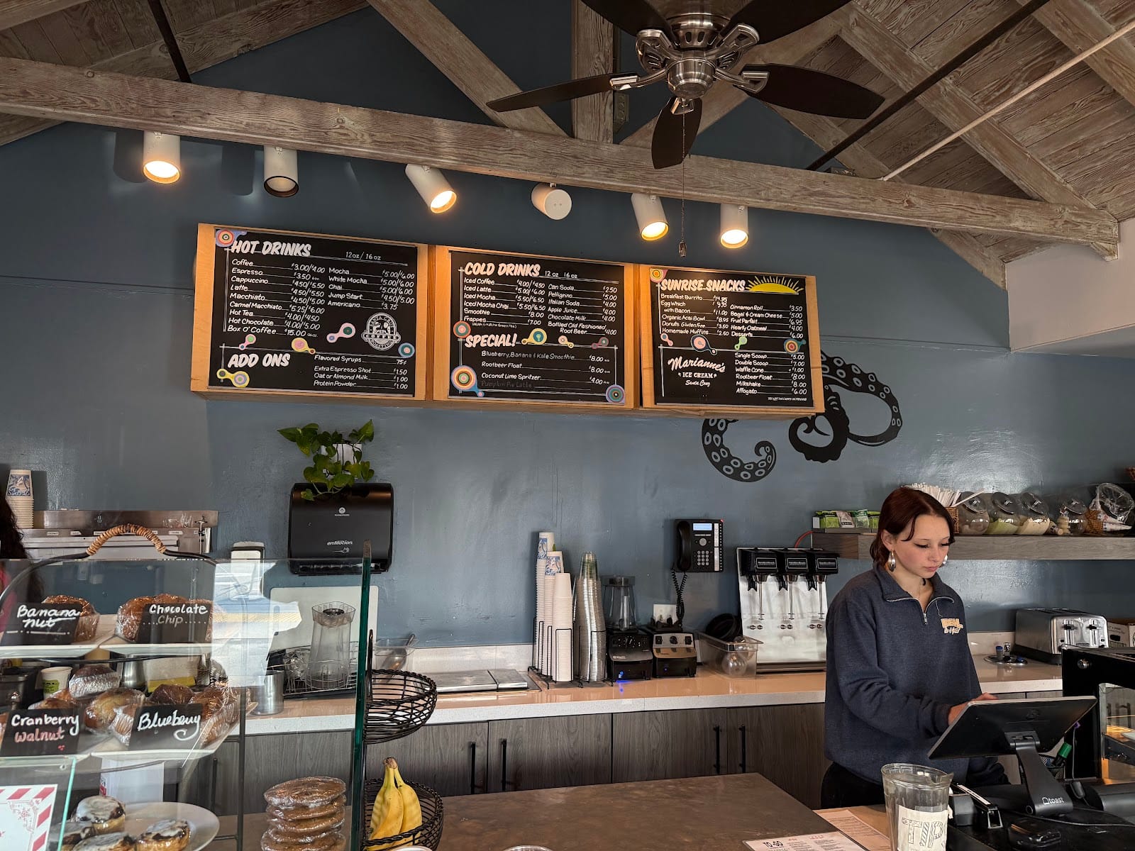 Ideal Coffee Bar