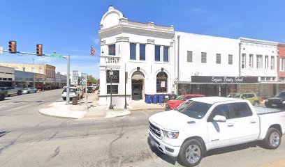 1110 E.court st cafe