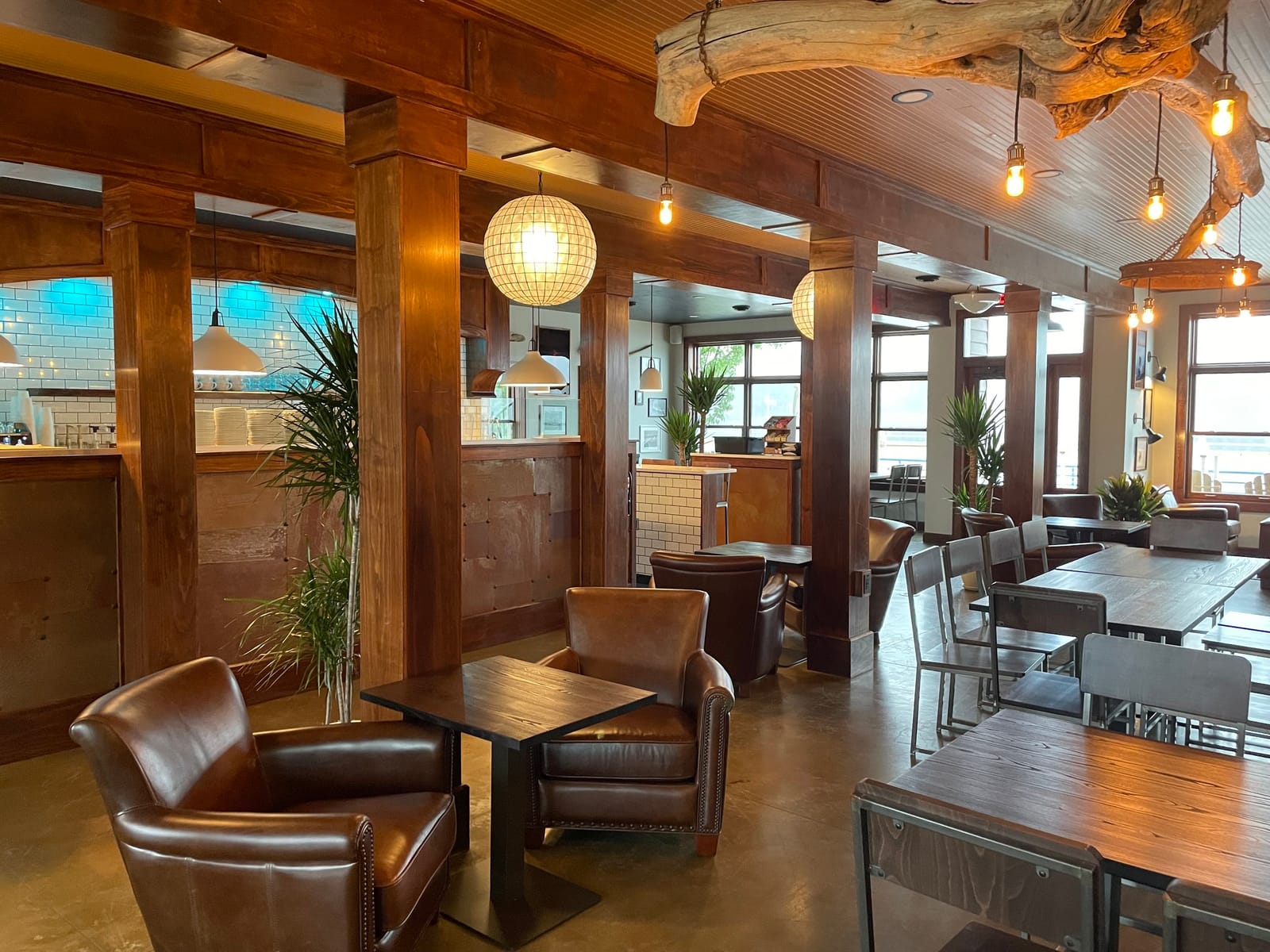 eb flo coffeehouse photo 8