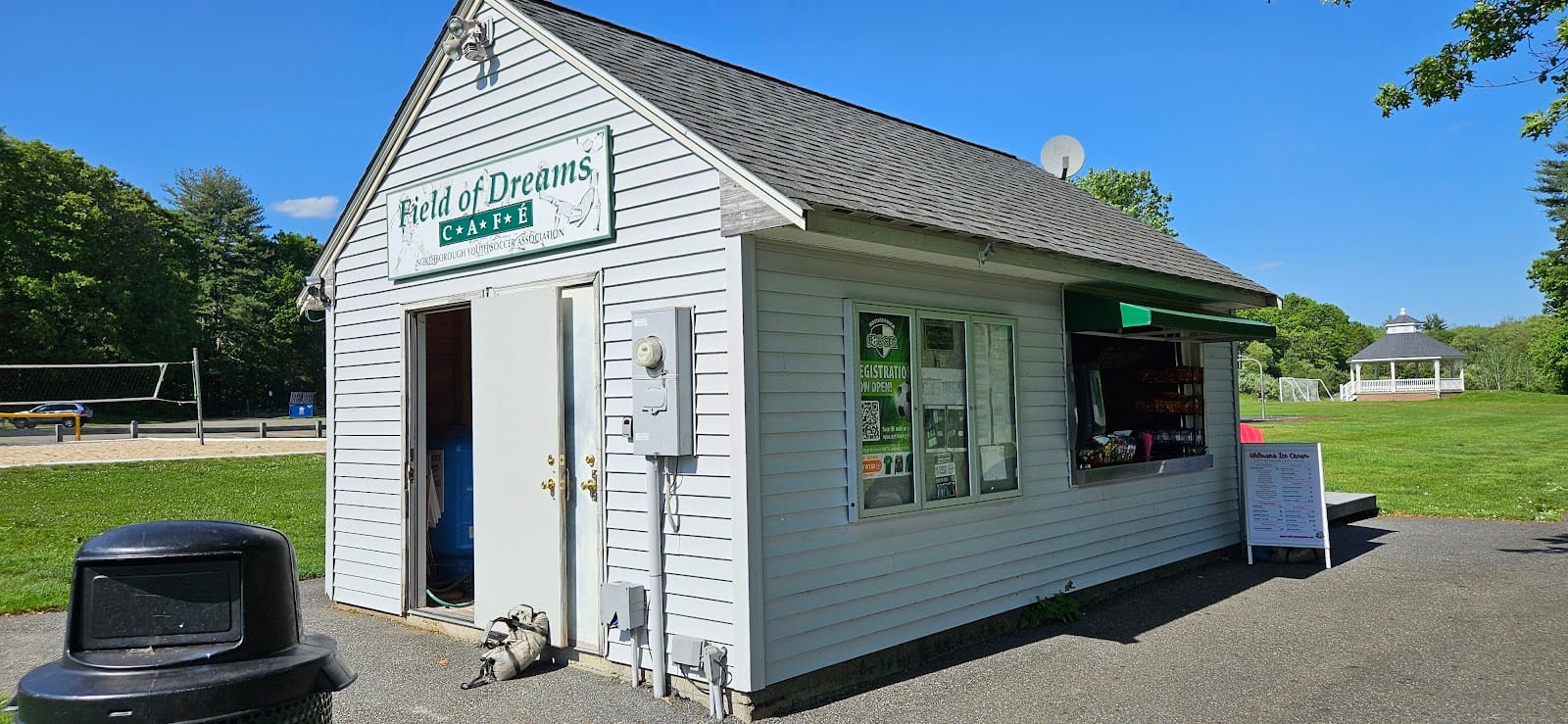 Field of Dreams Café