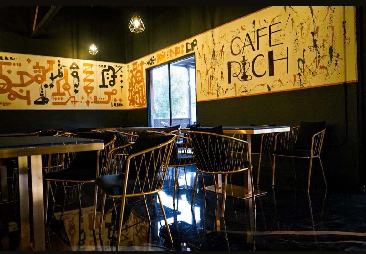 Cafe Rich