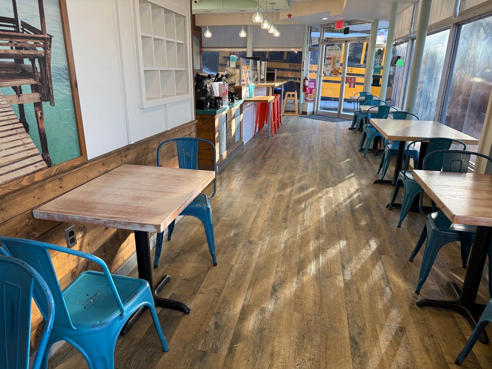 Tropical Smoothie Cafe