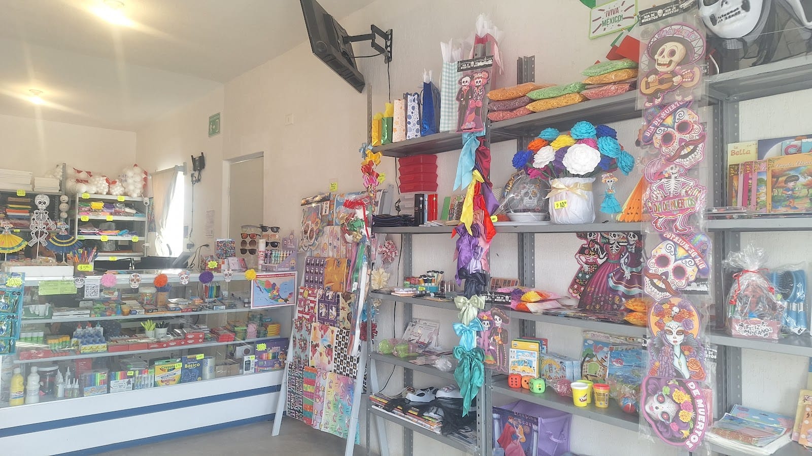 Papeleria y novedades colibrí