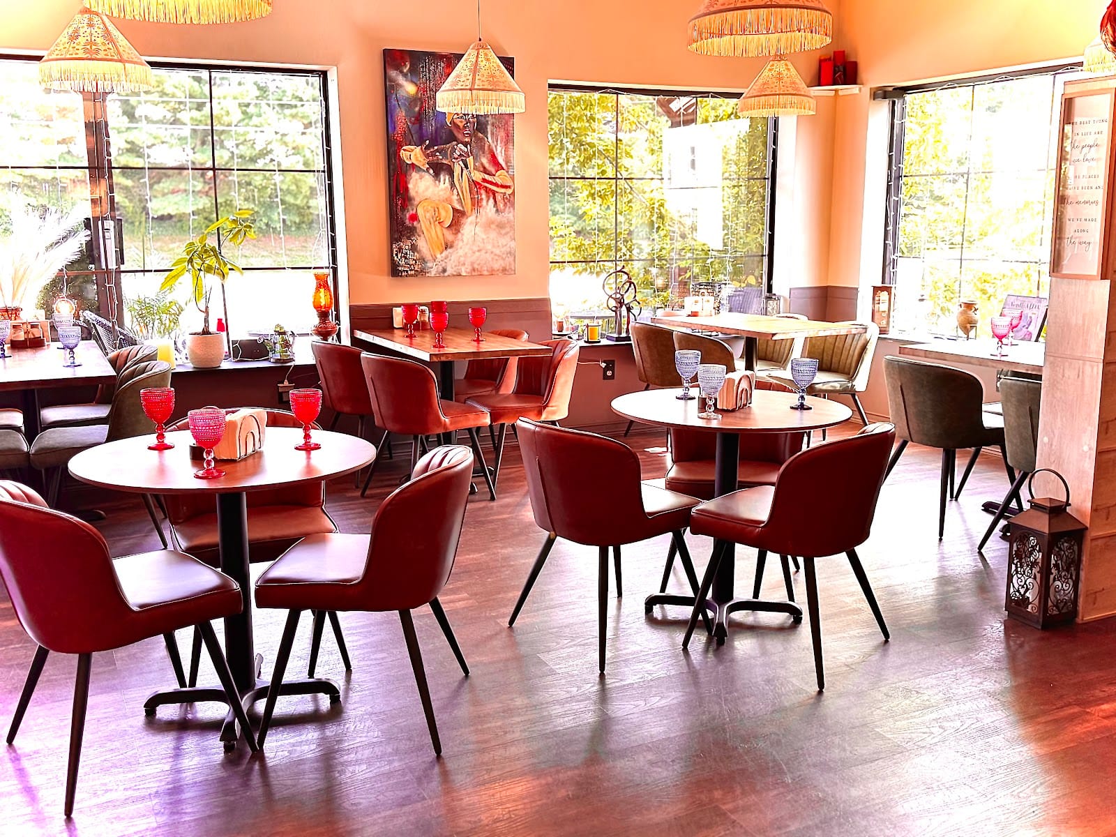 MEGOBARI CAFE