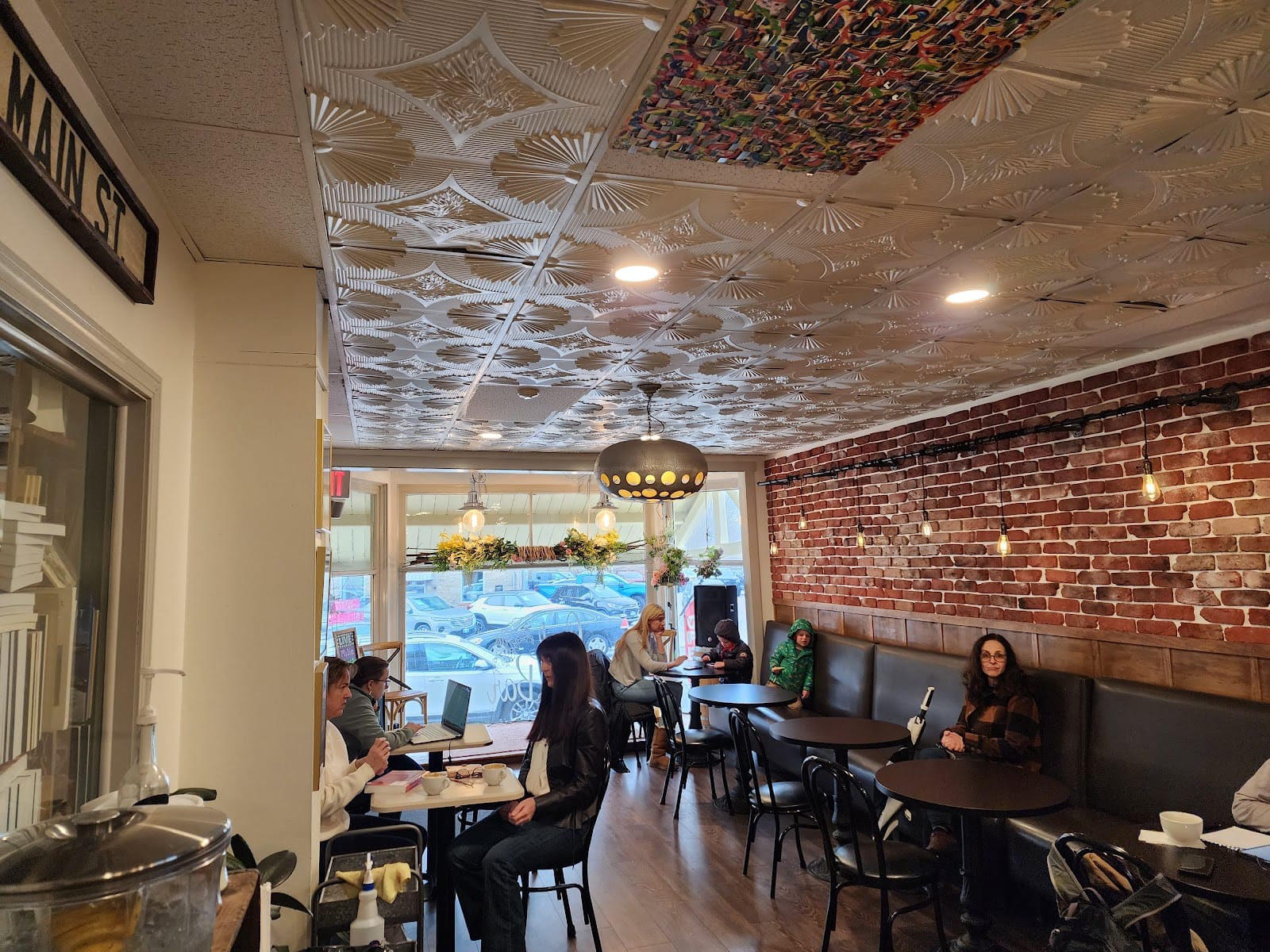 Caf Bar