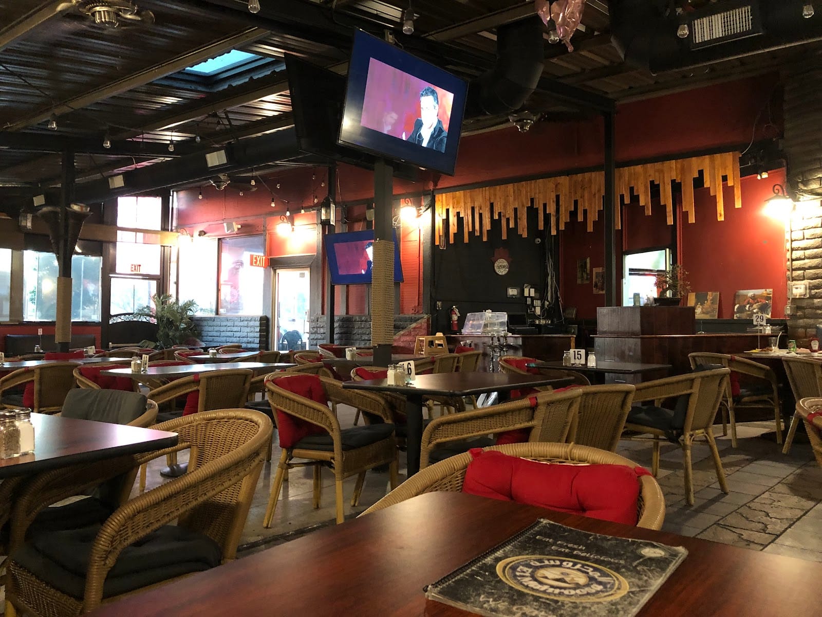 El Mahroosa Restaurant & Cafe