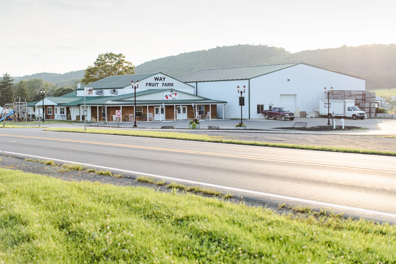 Way Fruit Farm Downtown Market and Cafe photo 4