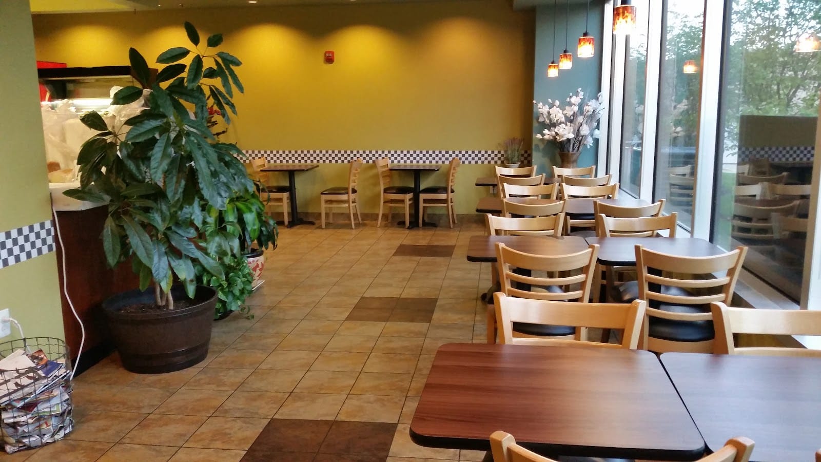 Uptown Cafe
