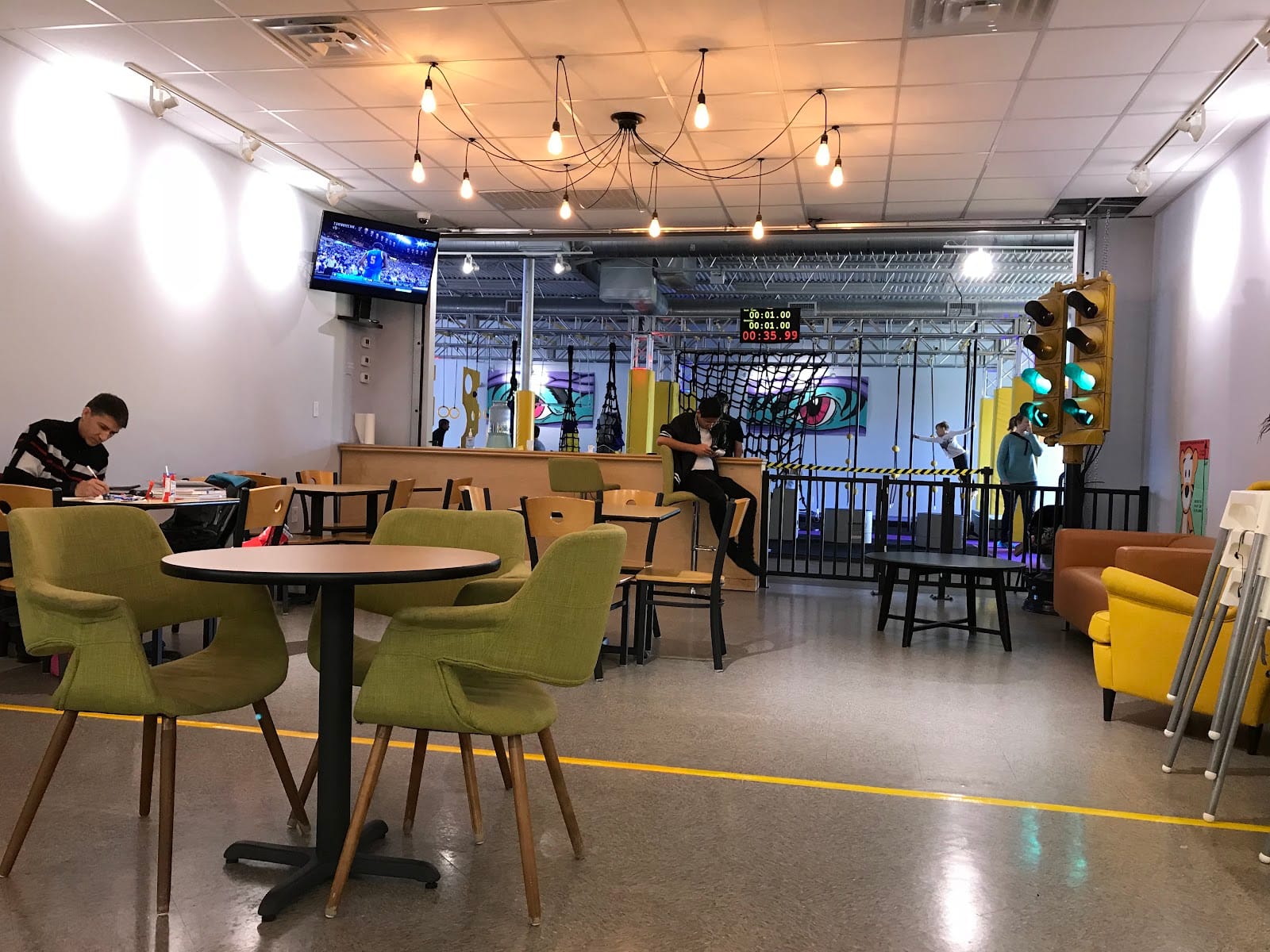 Clover Playground & Cafe