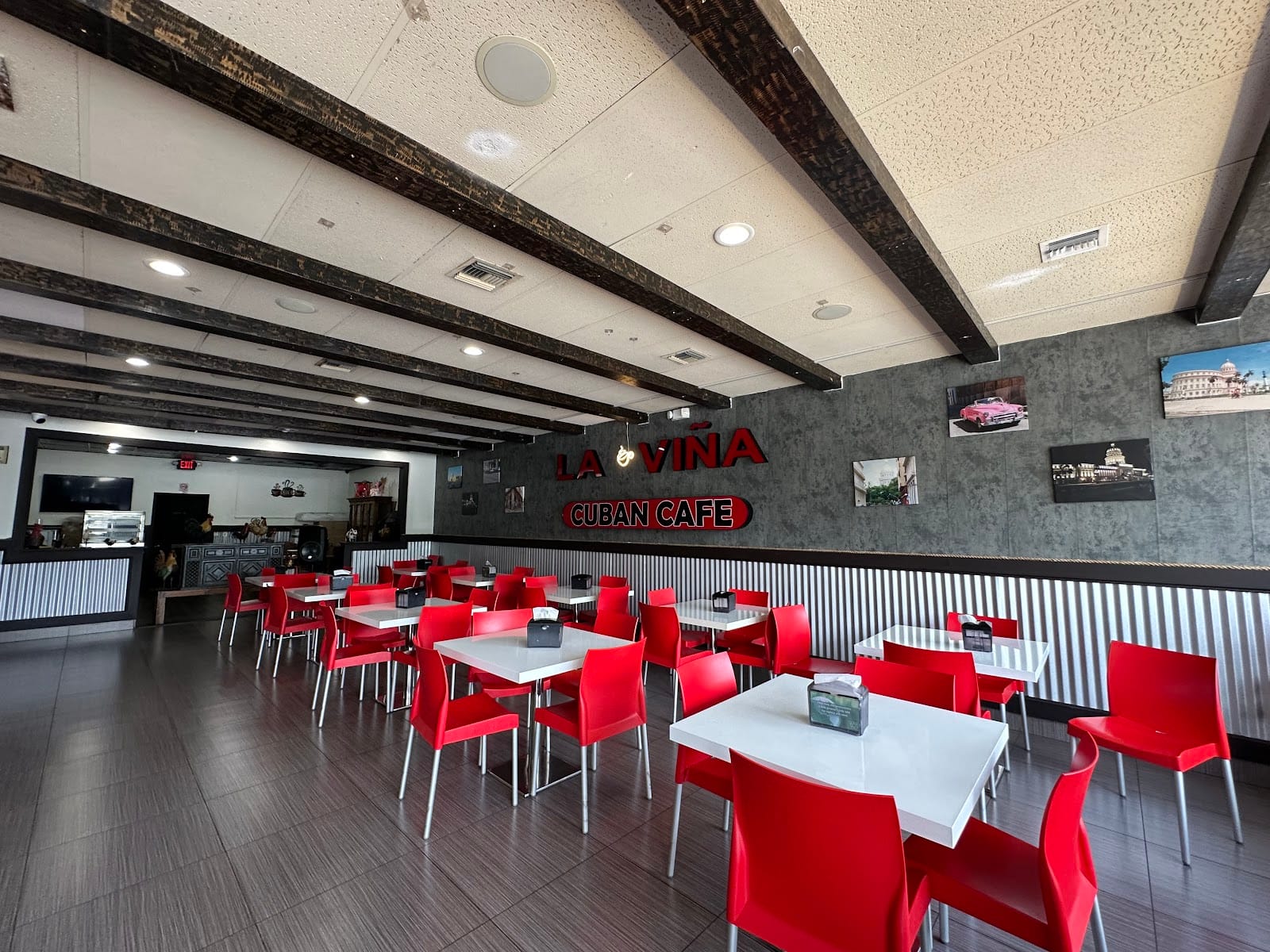La Viña Cuban Cafe