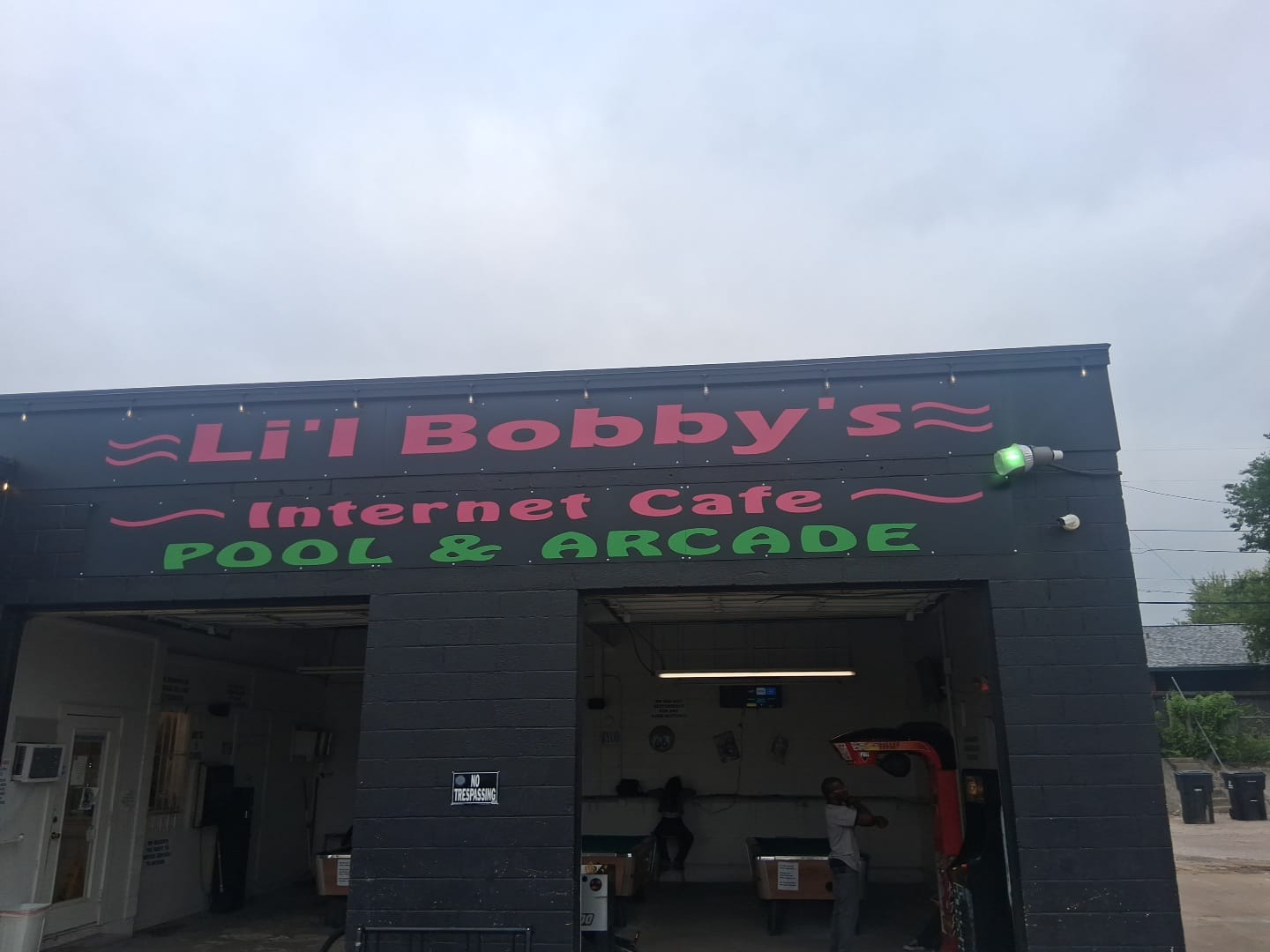 Lil Bobby's Internet cafe and pool