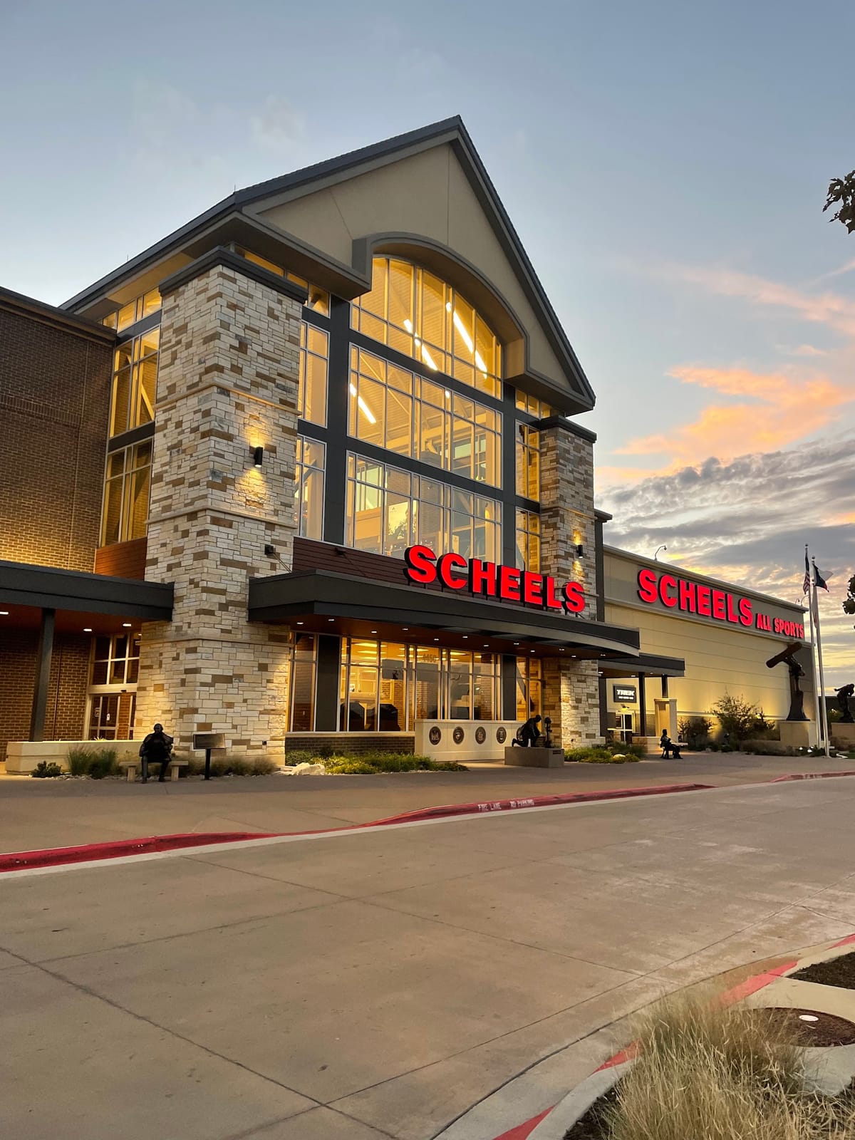 Ginna's Café @ SCHEELS