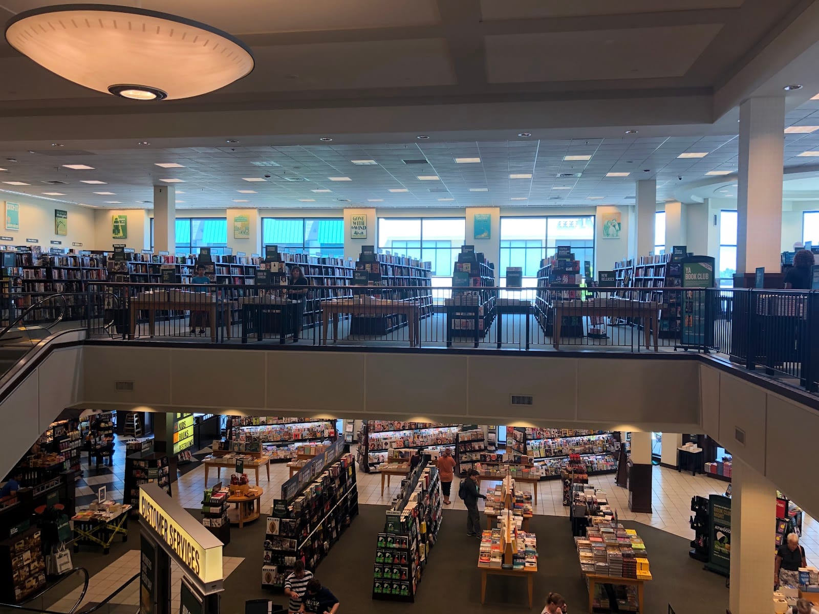 Barnes & Noble