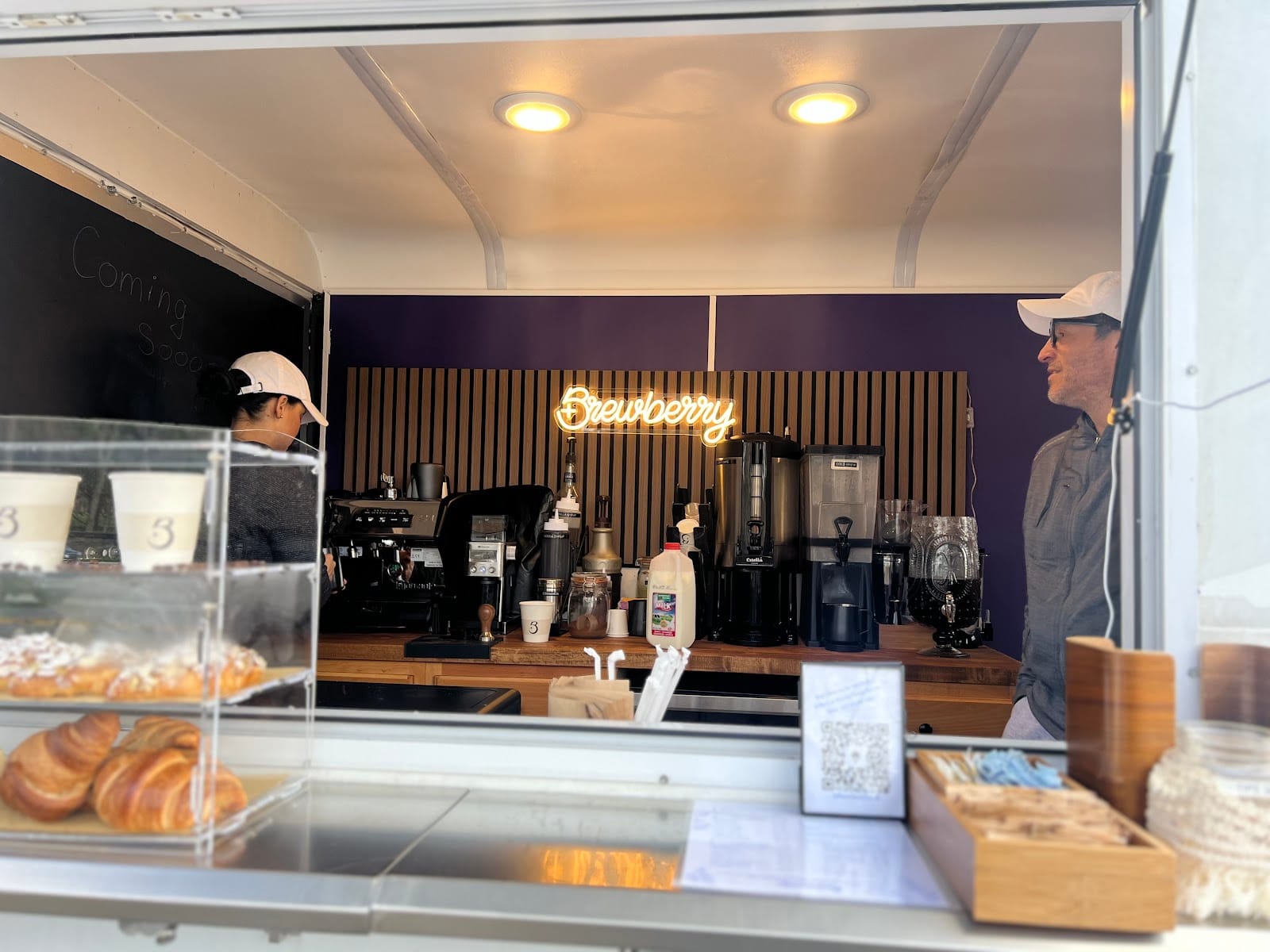 Brewberry Cafe (Coffee Trailer)