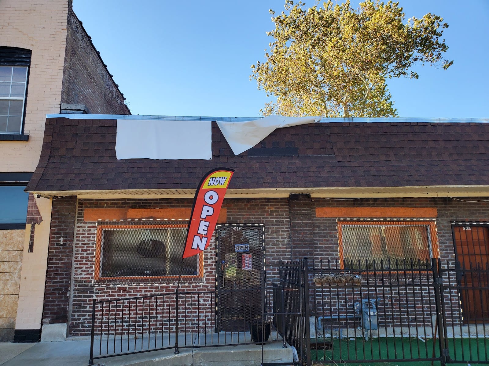 Members Only STL Café