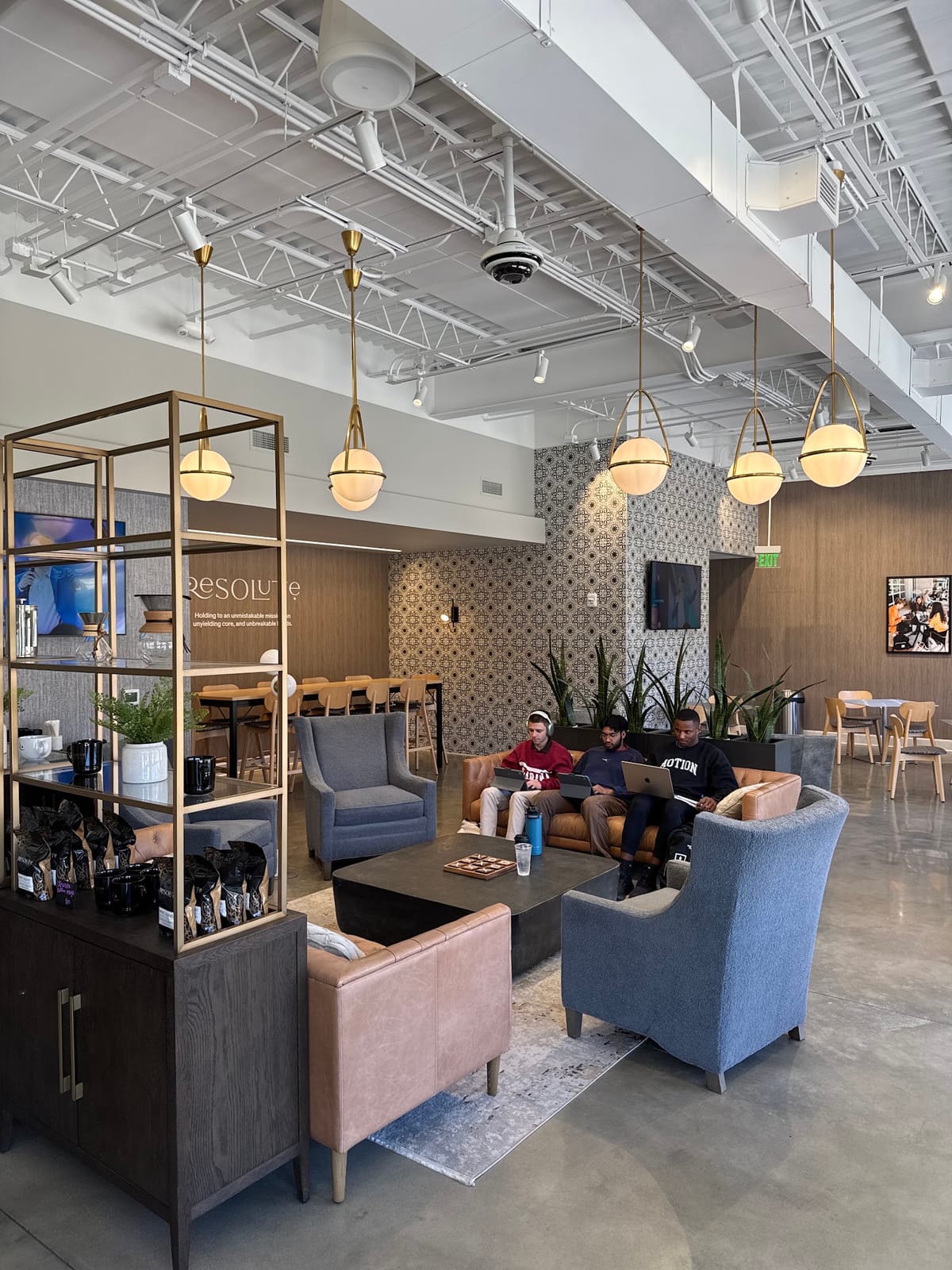 Resolute Cafe