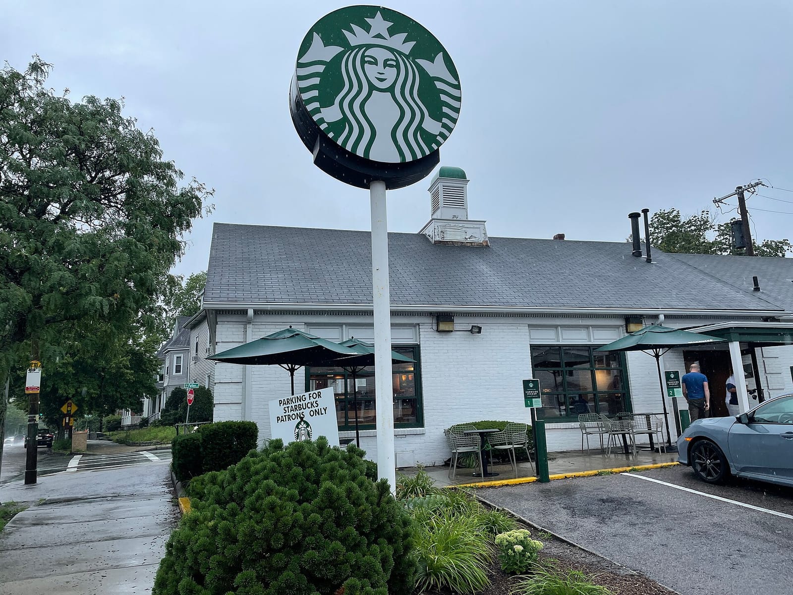 Starbucks Coffee Company photo 2