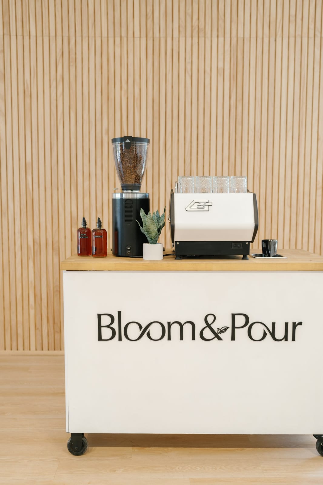 Bloom & Pour photo 5