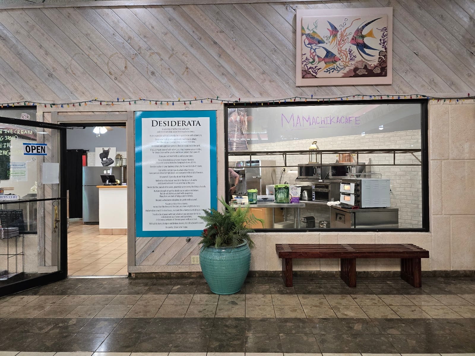 Mama Chika Cafe