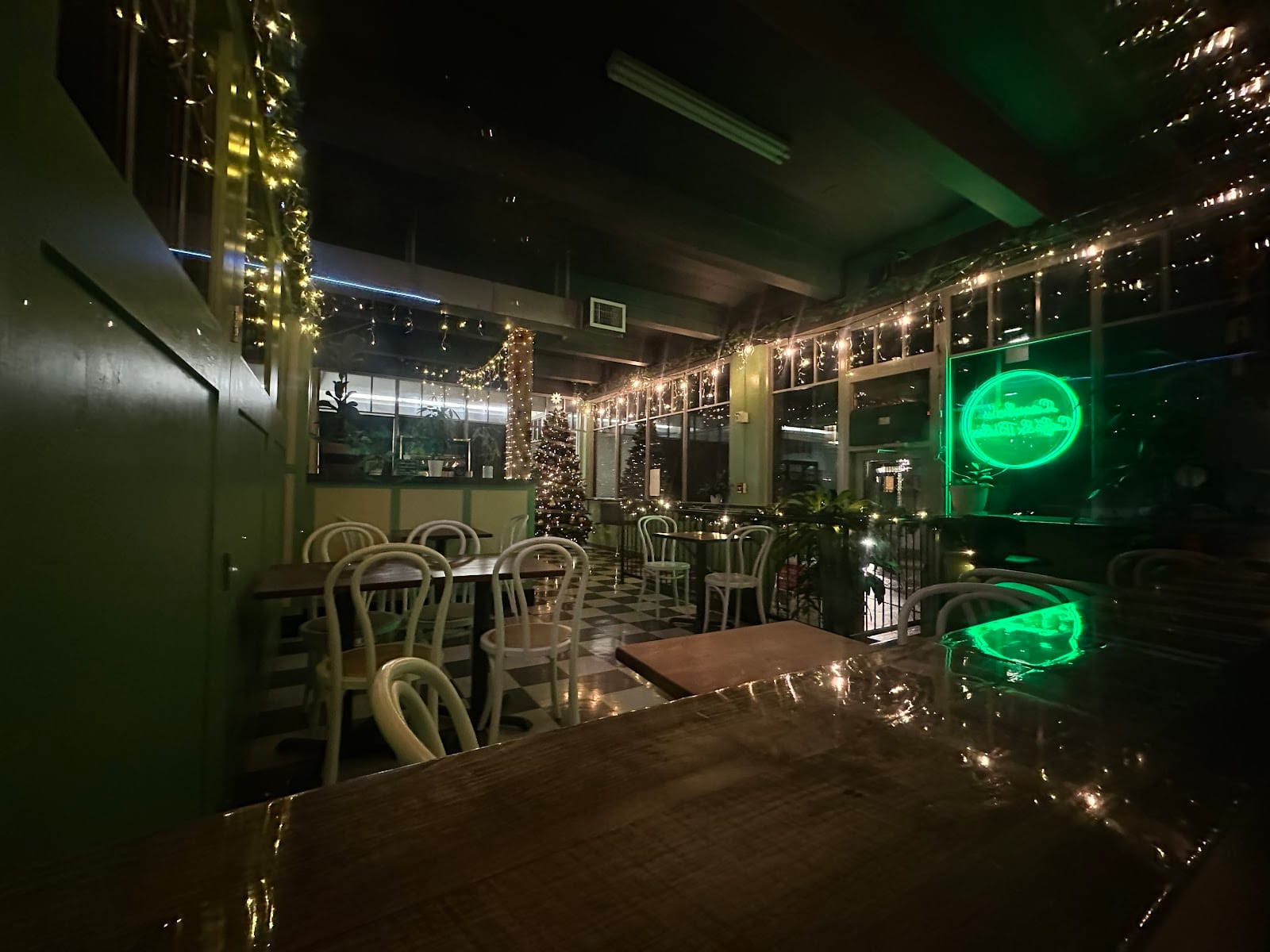 Leandro's Cafe & Bistro