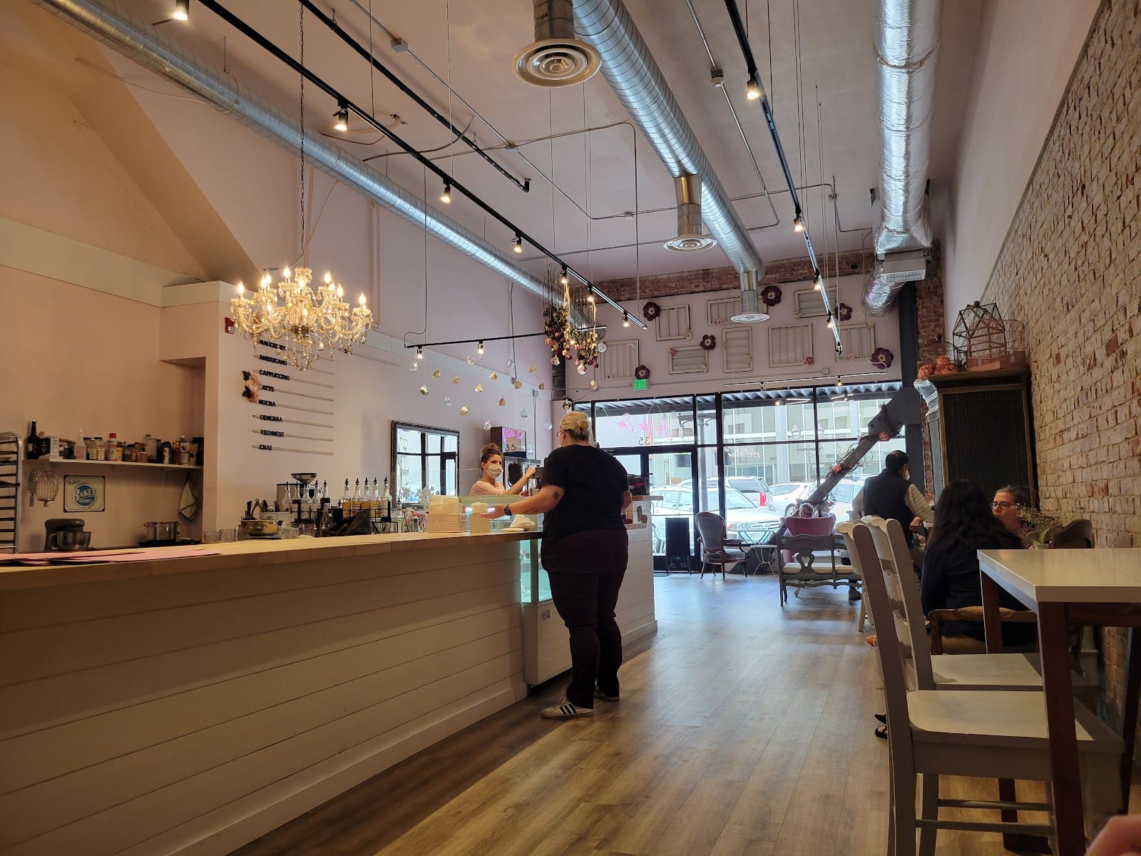 La Vie En Coffee Bar & Bakery
